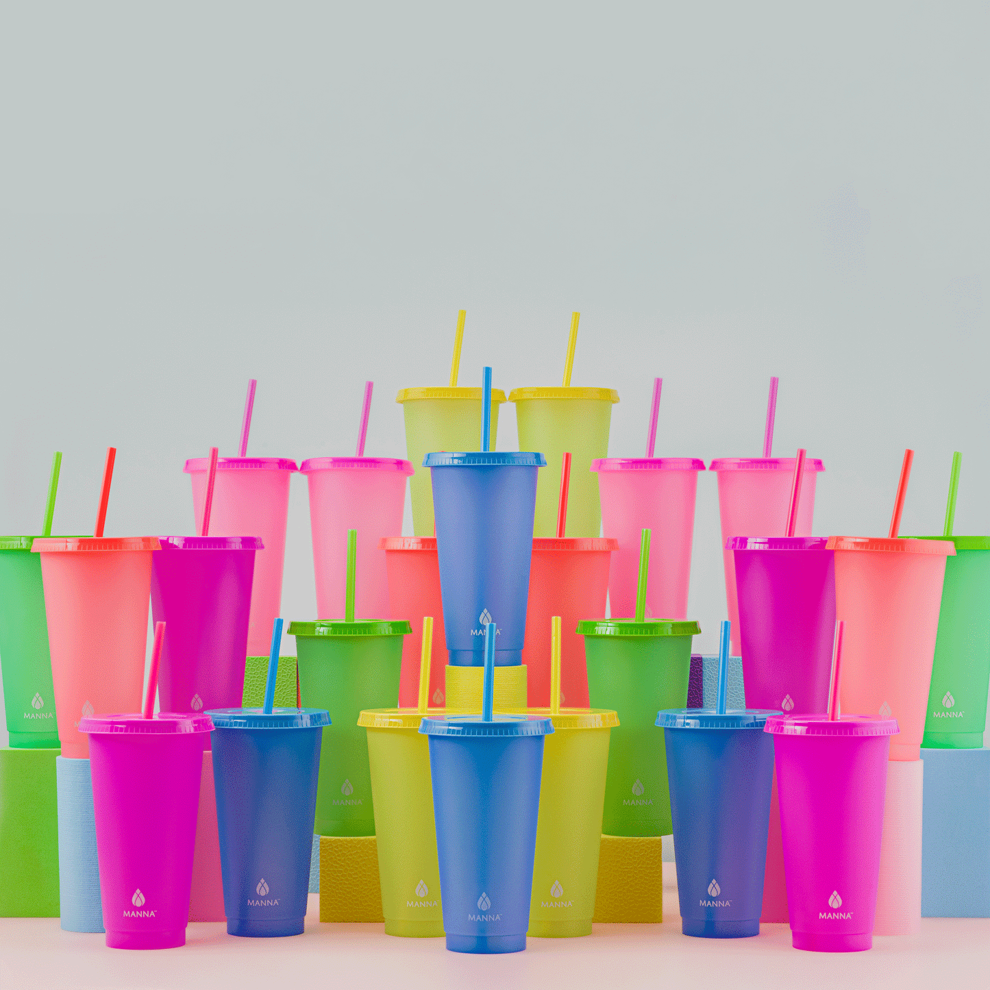 24-piece-original-color-changing-cup-set-r8 A0029811.gif