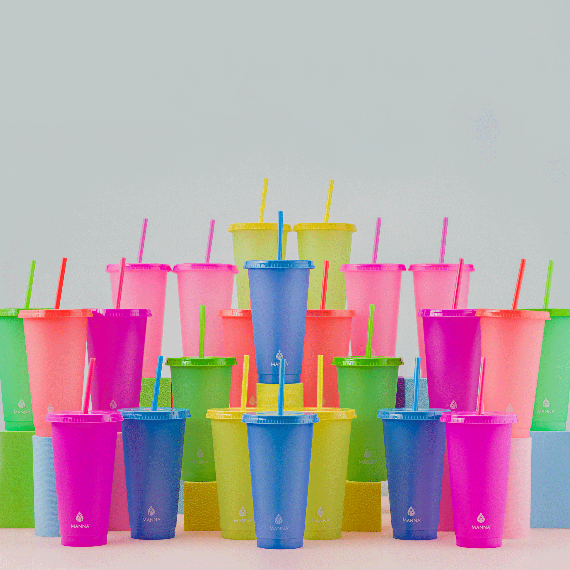 24-piece-original-color-changing-cup-set-r8 A0029811.gif
